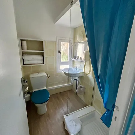 Hotel Oasis *