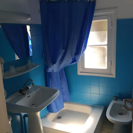 Ξενοδοχείο Oasis *